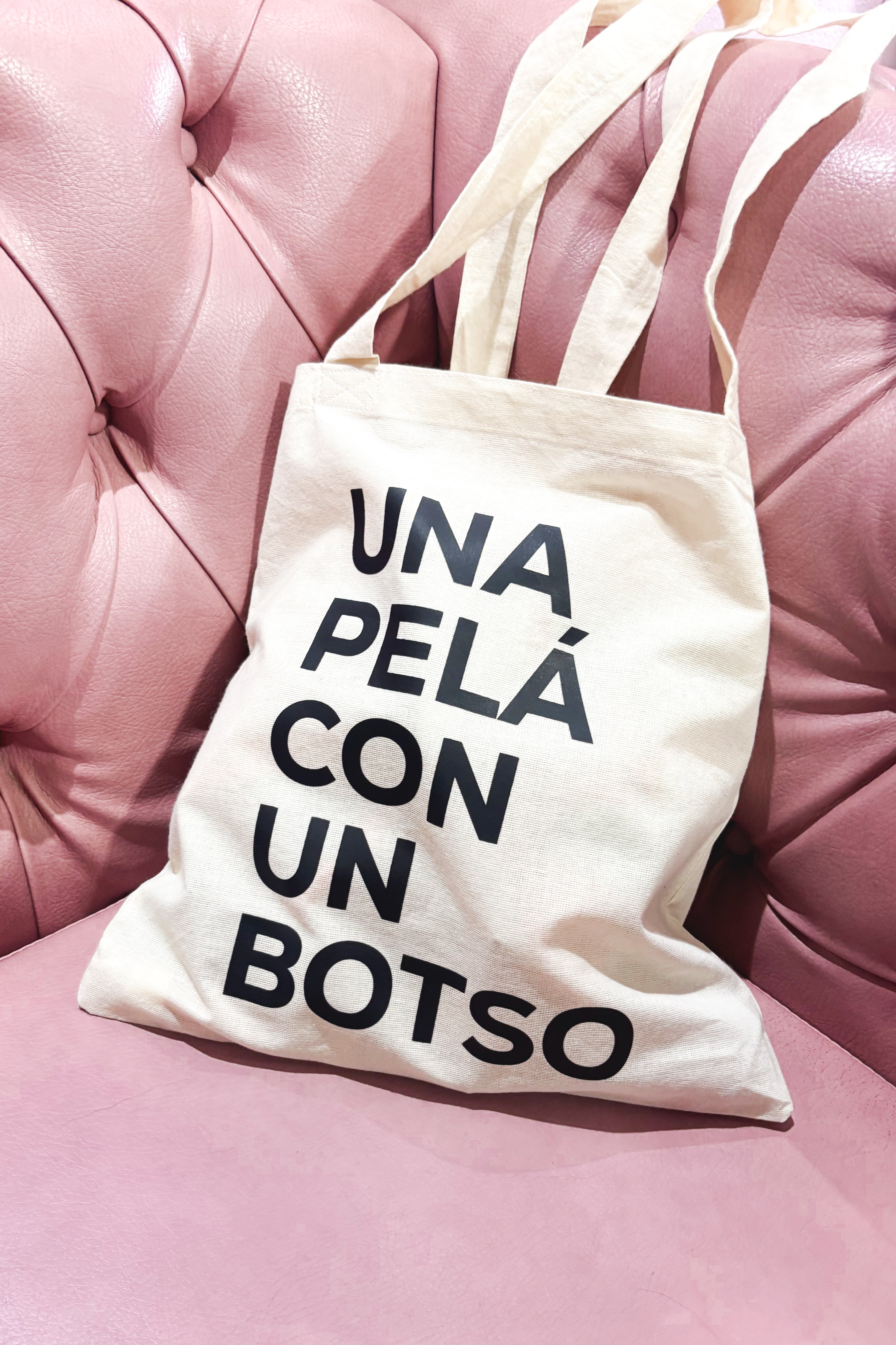 Una pelá con un botso